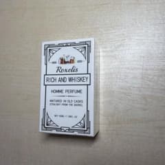 【新品未使用】Roxelis Rich And Whiskey 香水のサムネイル