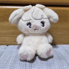 LIL ala mode mikko おすわりぬいぐるみ ナッツのサムネイル