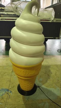 【新品未使用】大型ソフトクリーム　ディスプレイ ソフトクリームディスプレイライト - メルカリ