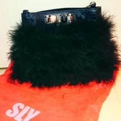 新品・未使用(タグなし) SLY フェザー ファー バックのサムネイル