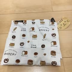 新品タグ付き ふくふくにゃんこ エプロンのサムネイル