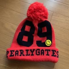 パーリーゲイツ　PEARLY GATES ポンポンニット帽のサムネイル