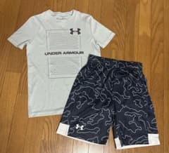 【n(^o^)様専用】UNDER ARMOUR半袖ハーフパンツ上下セット140㎝のサムネイル