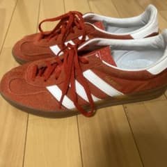 adidas Gazelle オレンジ スエード シューズのサムネイル