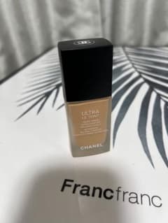 CHANEL ULTRA LE TEINT B20のサムネイル