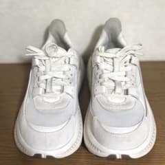 UGG アグ スニーカー CA805 V2 24.5㎝のサムネイル
