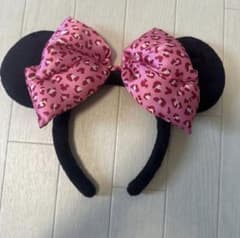 ディズニーミニーヒョウ柄カチューシャ　ピンク激レアのサムネイル