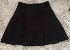 【値下げ】MAJESTIC LEGON ミニスカート 黒色のサムネイル