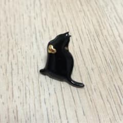 黒猫ピアス ハンドメイドのサムネイル