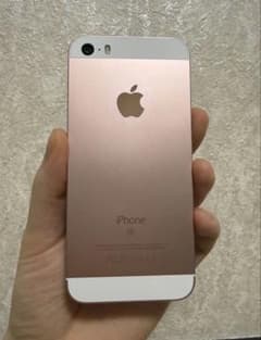 j*a様 Apple iPhone SE ローズゴールド 128GBのサムネイル