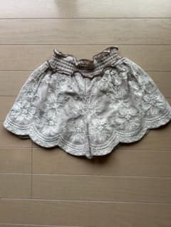 ANNA SUI アナスイ　100センチ　刺繍入り キュロット　ショートパンツのサムネイル