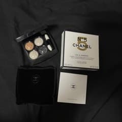 CHANEL レキャトルオンブル No5 アイシャドウ 未使用品のサムネイル