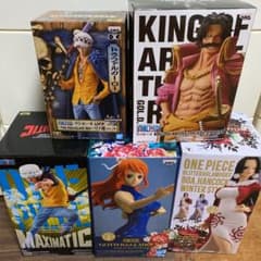ワンピース フィギュアのサムネイル