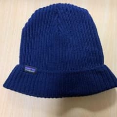 パタゴニア　ニット帽のサムネイル