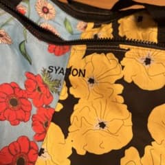 SYASON 花柄 リュックサックのサムネイル