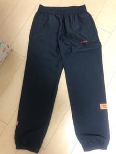 今日限定値下げ！ HERON PRESTON ナイロンパンツのサムネイル