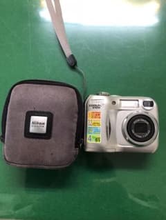 ★再値下げ★Nikon クールピクス3000のサムネイル