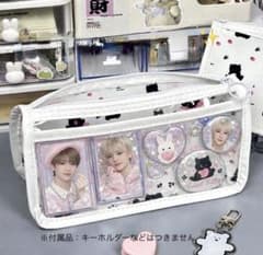 推し活外出用透明ペンケーストレカ缶バッジ収納見せるポーチ新品持ち運び　白黒柄のサムネイル