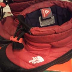 THE NORTH FACE ノースフェイス17㎝赤 ヌプシブーツのサムネイル