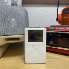 H*N様 ［通電のみ確認現状品］apple ipod 3世代 ipod clasのサムネイル