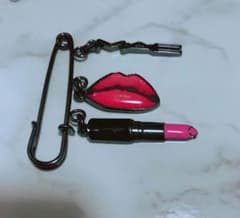 MAC ブローチ(非売品)のサムネイル