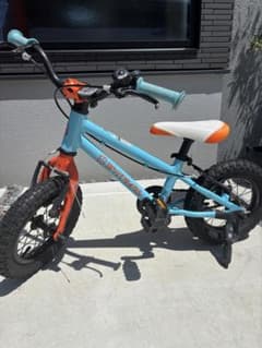 ヨツバサイクル22インチ ラムネブルー 子供自転車　大阪引き取り限定 完成車 ヨツバサイクルのZERO 16インチ ラムネブルー サイドスタンド