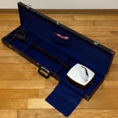 三味線 細棹 紫檀 胴 長手19.8cm 短手18cm ハードケース 送料込み 三味線 細棹 紫檀 胴 長手19.8cm 短手18cm ハードケース 送料