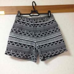 INGNI オルテガ柄ショーパンのサムネイル
