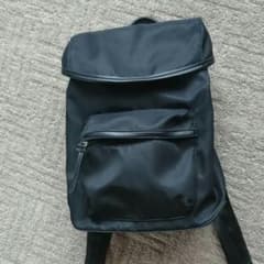 アンデミュウ    黒リュックのサムネイル