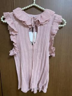【最終SALE新品未使用】ZARA トップスのサムネイル