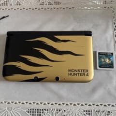 G*9様 Nintendo 3DS LL モンスターハンター4 スペシャルパックのサムネイル