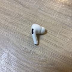 AirPods Pro エアポッツプロ　片耳　右　a2083　第一世代　第1世代のサムネイル