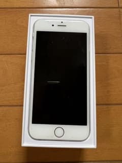 【値下げ】iPhone 6 Silver 64 GB au ジャンクのサムネイル