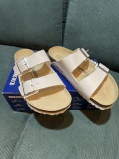 新品未使用】BIRKENSTOCK Arizona ホワイト 26cm 箱付き - メルカリ