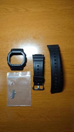 美品　G-SHOCK DW-5600E ブラック　純正ベゼル&バンド セットのサムネイル