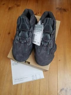 新品 送料込 US9(27cm)yeezy500 black addidasのサムネイル