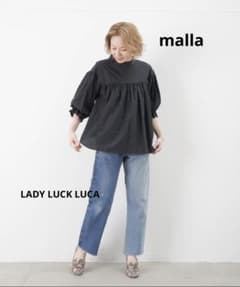 malla 하이넥 개더 백 버튼 블라우스