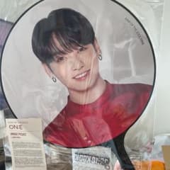 BTS うちわのサムネイル