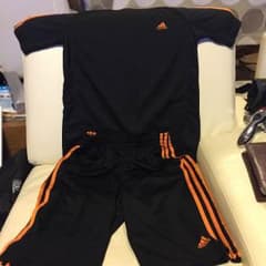 アディダスのセットアップのサムネイル