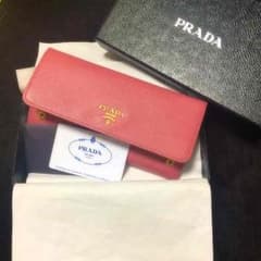 正規品 PRADA 長財布♡のサムネイル