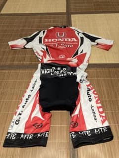 サイクリングジャージのサムネイル