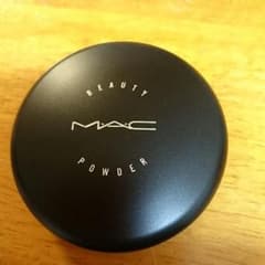新品未使用✻mac✻ビューティーパウダーのサムネイル
