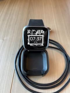 Koさま専用　Fitbit versa2のサムネイル