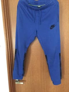 NIKE スウェットパンツのサムネイル
