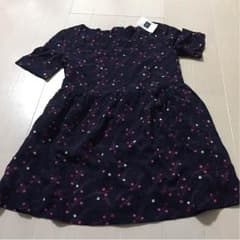 新品！これが最後！値下げ！GAPの星のワンピースのサムネイル