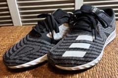 adidas Bounce スニーカー ブラック ホワイトのサムネイル
