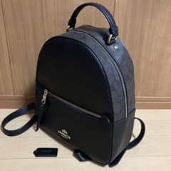 COACH 黒 リュックのサムネイル