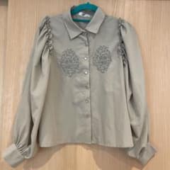 花柄ブラウスのサムネイル