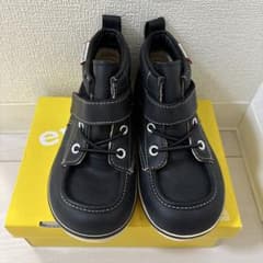 ⭐️新品⭐️ miki house ミキハウス　靴　17CMのサムネイル