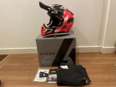 airoh アイロー　ヘルメットのサムネイル